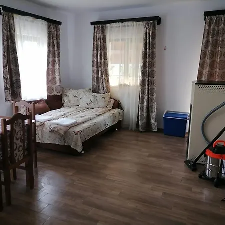 Pensiunea Mars House