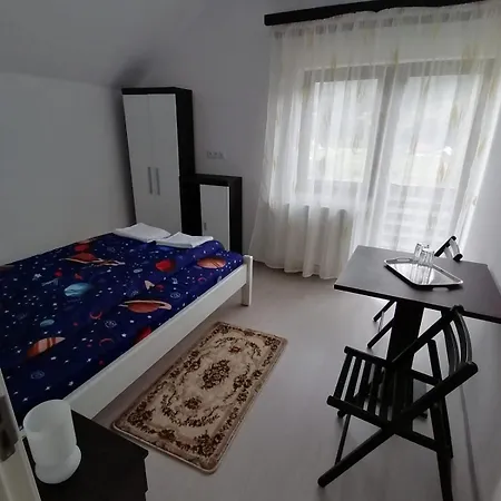 Pensiunea Mars House * Ciocanesti