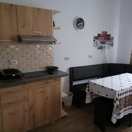 Pensiunea Mars House