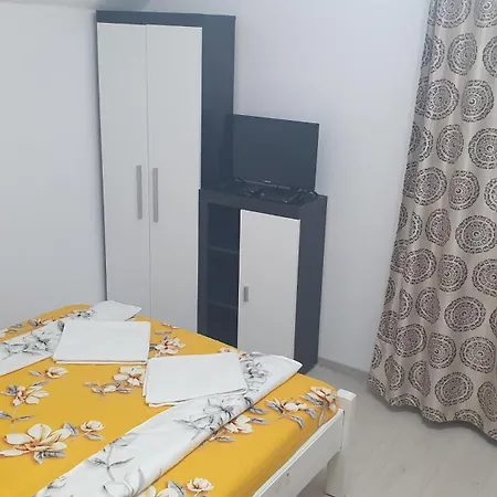 Holiday home Pensiunea Mars House Ciocanesti
